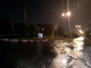 امدادرسانی به بیش از ۴۰ خودرو گرفتار شده در آبگرفتگیهای شوشتر