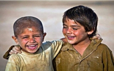 کودکانی که بی صدا فریاد میزنند