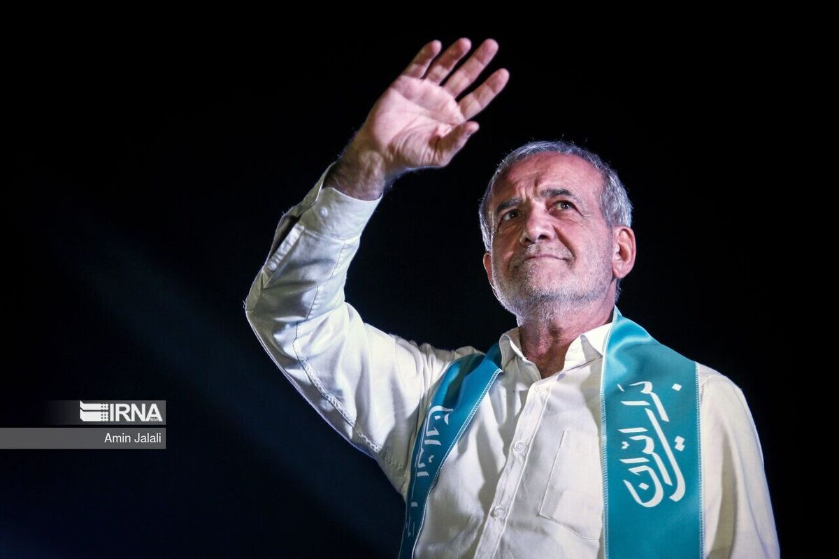 گفتمانی که توطئه دشمن را نقش بر آب کرد
