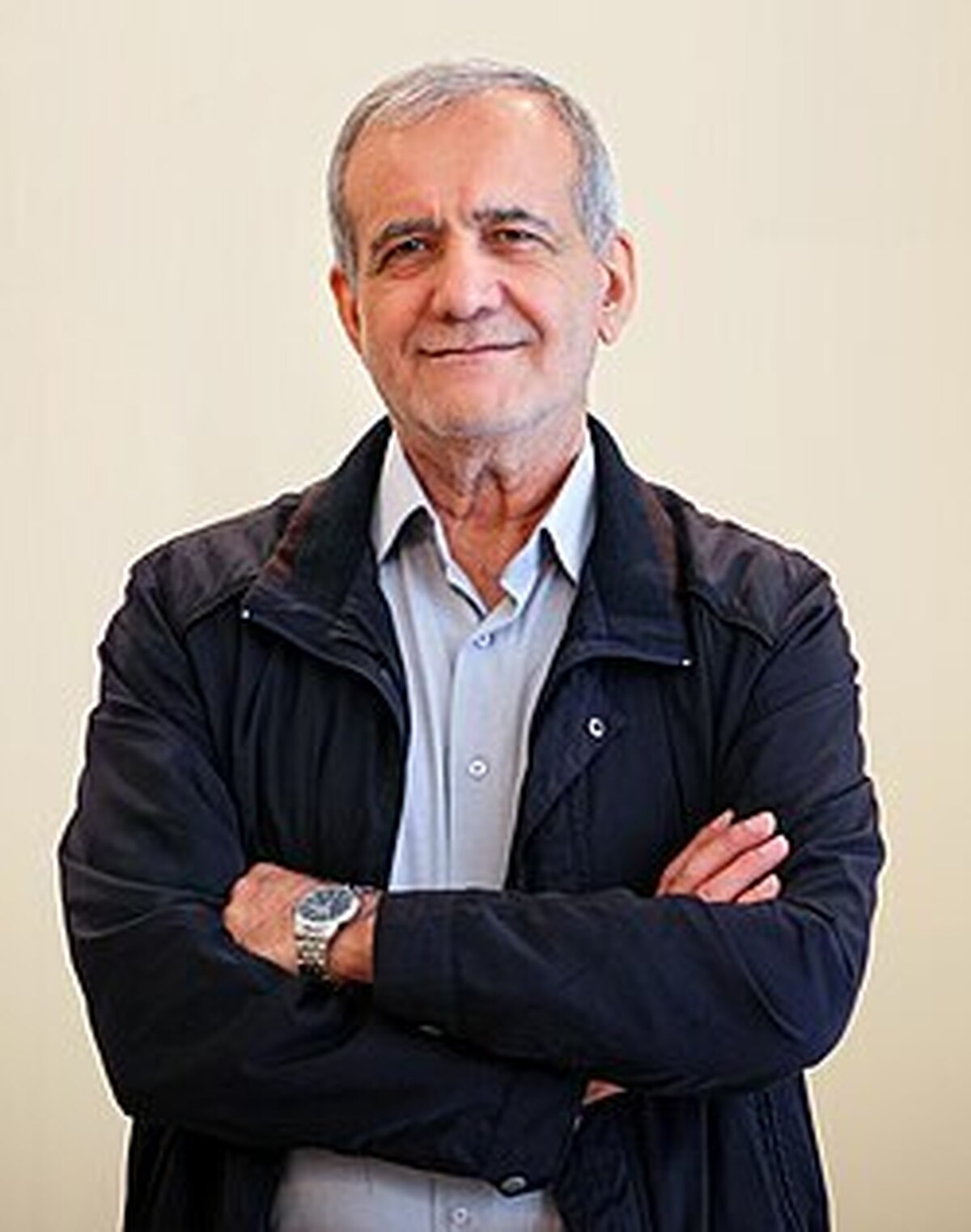 پزشکیان نه چرچیل است و نه منتظری !