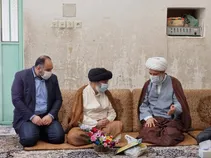 عکس|دیدار امام جمعه و فرماندار شوشتر با علمای شهرستان به مناسبت عید غدیر