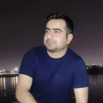 سروش نزاهی : شعر امروز ما، دچار رکود و تکرار شده است !